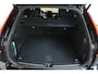 Volvo XC60 2.0 T6 Plug-in hybrid AWD Ultra Black Edition | Panoramadak | Trekhaak | Luchtvering | Verwarmbare voorstoelen | achterbank en stuurwiel | Head-up display | 360° Parkeercamera | Premium audio by Harman Kardon | Apple carplay/Android auto
