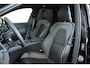 Volvo XC60 2.0 T6 Plug-in hybrid AWD Ultra Black Edition | Panoramadak | Trekhaak | Luchtvering | Verwarmbare voorstoelen | achterbank en stuurwiel | Head-up display | 360° Parkeercamera | Premium audio by Harman Kardon | Apple carplay/Android auto