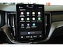 Volvo XC60 2.0 T6 Plug-in hybrid AWD Ultra Black Edition | Panoramadak | Trekhaak | Luchtvering | Verwarmbare voorstoelen | achterbank en stuurwiel | Head-up display | 360° Parkeercamera | Premium audio by Harman Kardon | Apple carplay/Android auto