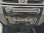 BMW X1 xDrive20i Executive // PANO / SCHUIF- KANTELDAK // NAVI // PDC V+A // CRUISE // TREKHAAK // ELEK. ACHTERKLEP //