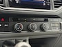 Volkswagen Crafter 35 2.0 TDI 177 PK / L3H3 / CAMERA / CRUISE / 3.5 TON TREKKEN / 3-ZITS / AIRCO / CARPLAY / GEVEERDE STOEL / 3500 KG AHG