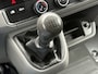 Volkswagen Crafter 35 2.0 TDI 177 PK / L3H3 / CAMERA / CRUISE / 3.5 TON TREKKEN / 3-ZITS / AIRCO / CARPLAY / GEVEERDE STOEL / 3500 KG AHG