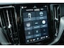 Volvo XC60 2.0 T6 Plug-in hybrid AWD Plus Dark Longe Range | Pano | Harman Kardon | 360 camera | Trekhaak | ACC | HUD | 21" wielen | Stoel en stuurwielverwarming