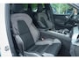 Volvo XC60 2.0 T6 Plug-in hybrid AWD Plus Dark Longe Range | Pano | Harman Kardon | 360 camera | Trekhaak | ACC | HUD | 21" wielen | Stoel en stuurwielverwarming