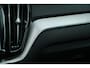 Volvo XC60 2.0 T6 Plug-in hybrid AWD Plus Dark Longe Range | Pano | Harman Kardon | 360 camera | Trekhaak | ACC | HUD | 21" wielen | Stoel en stuurwielverwarming