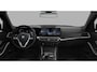 BMW 3-Serie Touring 320e Panoramadak - Elektrisch verstelbare/verwarmde stoelen - PDC voor/achter - Hifi - Geluiddempende/Getinte ruiten - Comfort Access - Ambiance verlichting - Stuurwielrand verwarmd -