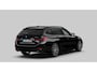BMW 3-Serie Touring 320e Panoramadak - Elektrisch verstelbare/verwarmde stoelen - PDC voor/achter - Hifi - Geluiddempende/Getinte ruiten - Comfort Access - Ambiance verlichting - Stuurwielrand verwarmd -