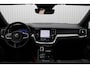 Volvo V60 T8 Plug-in hybrid AWD Ultra Dark | Panoramadak | Trekhaak | Premium audio by Harman Kardon | Head-up display | 360 graden camera | Verwarmbare voorstoelen en stuurwiel | Elektrisch verstelbare stoelen met geheugen |