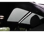 Volvo V60 T8 Plug-in hybrid AWD Ultra Dark | Panoramadak | Trekhaak | Premium audio by Harman Kardon | Head-up display | 360 graden camera | Verwarmbare voorstoelen en stuurwiel | Elektrisch verstelbare stoelen met geheugen |