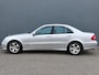 Mercedes-Benz E-klasse BWJ 2005 280 232 PK Avantgarde AUTOMAAT | PANODAK | STOELVER. VOOR + ACHTER | STOELVERKOEL. | MEM | ELEKTR. STOELEN + STUUR | NAVI | 4 ZONE CLIMA | CRUISE | LEDER | VOLLEDIG AANTOONBAAR OH | 2 EIGENAREN | LMV | PDC