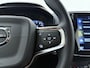 Volvo XC40 T2 130pk Automaat Business Pro / 30.000 km's ! / El. Trekhaak / ACC / BLIS / Keyless / 18'' / El. Achterklep / DAB / AppleCarplay / Lane Keeping Aid / Mistlampen /
