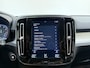 Volvo XC40 T2 130pk Automaat Business Pro / 30.000 km's ! / El. Trekhaak / ACC / BLIS / Keyless / 18'' / El. Achterklep / DAB / AppleCarplay / Lane Keeping Aid / Mistlampen /