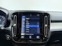 Volvo XC40 T2 130pk Automaat Business Pro / 30.000 km's ! / El. Trekhaak / ACC / BLIS / Keyless / 18'' / El. Achterklep / DAB / AppleCarplay / Lane Keeping Aid / Mistlampen /