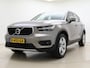 Volvo XC40 T2 130pk Automaat Business Pro / 30.000 km's ! / El. Trekhaak / ACC / BLIS / Keyless / 18'' / El. Achterklep / DAB / AppleCarplay / Lane Keeping Aid / Mistlampen /