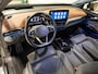 Volkswagen ID.4 Max 77 kWh SOH 91% / 204pk / Panorama dak / Trekhaak / Kuipstoelen / Elektrische stoelverstelling /