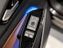 Volkswagen ID.4 Max 77 kWh SOH 91% / 204pk / Panorama dak / Trekhaak / Kuipstoelen / Elektrische stoelverstelling /