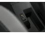 Dacia Logan MCV TCe 90 Stepway | Automaat | Camera | Parkeersensoren | Navigatie | Armsteun