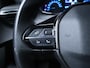 Peugeot e-2008 EV Blue Lease Active 50 kWh Sport (APPLE CARPLAY,NAVI,PDC,CLIMATE,CRUISE,LED,SPORTSTOELEN,LM VELGEN,NETTE STAAT)
