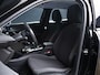 Peugeot e-2008 EV Blue Lease Active 50 kWh Sport (APPLE CARPLAY,NAVI,PDC,CLIMATE,CRUISE,LED,SPORTSTOELEN,LM VELGEN,NETTE STAAT)