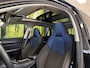 Lynk & Co 01 1.5 | Black Pakket Optioneel | 360° Camera | Panoramadak | Adaptive Cruise Control | Keyless | Elektrische Bestuurdersstoel + Geheugen | Parkeersensoren | Apple Carplay | Android Auto | Infinity