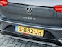 Volkswagen T-Roc 1.5 TSI Style | Trekhaak | Navigatie | Climate Control | Apple Carplay | Android Auto | Privacy Glass | Metallic Lak | Adaptieve Cruise Control |