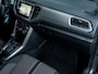 Volkswagen T-Roc 1.5 TSI Style | Trekhaak | Navigatie | Climate Control | Apple Carplay | Android Auto | Privacy Glass | Metallic Lak | Adaptieve Cruise Control |