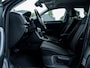 Volkswagen T-Roc 1.5 TSI Style | Trekhaak | Navigatie | Climate Control | Apple Carplay | Android Auto | Privacy Glass | Metallic Lak | Adaptieve Cruise Control |
