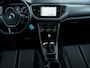 Volkswagen T-Roc 1.5 TSI Style | Trekhaak | Navigatie | Climate Control | Apple Carplay | Android Auto | Privacy Glass | Metallic Lak | Adaptieve Cruise Control |