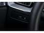 Volvo XC60 2.0 T8 Plug-in hybrid AWD Ultra Black Edition *B&W*Pano*Massage*Luchtvering*