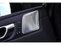 Volvo XC60 2.0 T8 Plug-in hybrid AWD Ultra Black Edition *B&W*Pano*Massage*Luchtvering*