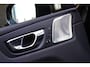 Volvo XC60 2.0 T8 Plug-in hybrid AWD Ultra Black Edition *B&W*Pano*Massage*Luchtvering*