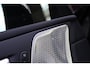 Volvo XC60 2.0 T8 Plug-in hybrid AWD Ultra Black Edition *B&W*Pano*Massage*Luchtvering*