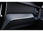 Volvo XC60 2.0 T8 Plug-in hybrid AWD Ultra Black Edition *B&W*Pano*Massage*Luchtvering*