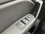Renault Captur 1.6 E-Tech Plug-in Hybrid 160PK Intens / Camera / Parkeerhulp V+A / Climate / LMV /