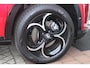 Alfa Romeo Junior 1.2 145PK AUTOMAAT Hybrid IBRIDA TI | PACK TECH LITE: (LED MATRIX KOPLAMPEN, DODEHOEK DETECTIE, ELEKTRISCH BEDIENBARE ACHTERKLEP, KEYLESS ENTRY, ACHTERUITRIJ CAMERA, PARKEERSENSOREN VOOR ACHTER EN ZIJKANT, DRAADLOZE TELEFOONLADER, LANE ASSIST, ADAPTIVE CRUISE CONTROL) | PACK TI: (ELEKTRISCH BEDIENBARE BESTUUDERSSTOEL, VERKEERSBORDEN WEERGAVE, GETINTE ACHTERRUITEN, SFEER VERLICHTING, GLANZEND ZWARTE BODYKIT, 10,25" TOUCHSCREEN, LEDEREN STUURWIEL, VERSTELBARE KOFFERVLOER OP 3 NIVEAUS) | 18" LICHTMETALEN VELGEN "FORI" | BRERA RED MET ZWART DAK | DRAADLOZE APPLE CARPLAY/ANDROID AUTO | NAVIGATIE | MASSAGE FUNCTIE OP DE BESTUURDERSSTOEL | STOEL VERWARMING |