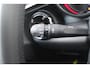Alfa Romeo Junior 1.2 145PK AUTOMAAT Hybrid IBRIDA TI | PACK TECH LITE: (LED MATRIX KOPLAMPEN, DODEHOEK DETECTIE, ELEKTRISCH BEDIENBARE ACHTERKLEP, KEYLESS ENTRY, ACHTERUITRIJ CAMERA, PARKEERSENSOREN VOOR ACHTER EN ZIJKANT, DRAADLOZE TELEFOONLADER, LANE ASSIST, ADAPTIVE CRUISE CONTROL) | PACK TI: (ELEKTRISCH BEDIENBARE BESTUUDERSSTOEL, VERKEERSBORDEN WEERGAVE, GETINTE ACHTERRUITEN, SFEER VERLICHTING, GLANZEND ZWARTE BODYKIT, 10,25" TOUCHSCREEN, LEDEREN STUURWIEL, VERSTELBARE KOFFERVLOER OP 3 NIVEAUS) | 18" LICHTMETALEN VELGEN "FORI" | BRERA RED MET ZWART DAK | DRAADLOZE APPLE CARPLAY/ANDROID AUTO | NAVIGATIE | MASSAGE FUNCTIE OP DE BESTUURDERSSTOEL | STOEL VERWARMING |