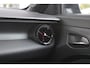 Alfa Romeo Junior 1.2 145PK AUTOMAAT Hybrid IBRIDA TI | PACK TECH LITE: (LED MATRIX KOPLAMPEN, DODEHOEK DETECTIE, ELEKTRISCH BEDIENBARE ACHTERKLEP, KEYLESS ENTRY, ACHTERUITRIJ CAMERA, PARKEERSENSOREN VOOR ACHTER EN ZIJKANT, DRAADLOZE TELEFOONLADER, LANE ASSIST, ADAPTIVE CRUISE CONTROL) | PACK TI: (ELEKTRISCH BEDIENBARE BESTUUDERSSTOEL, VERKEERSBORDEN WEERGAVE, GETINTE ACHTERRUITEN, SFEER VERLICHTING, GLANZEND ZWARTE BODYKIT, 10,25" TOUCHSCREEN, LEDEREN STUURWIEL, VERSTELBARE KOFFERVLOER OP 3 NIVEAUS) | 18" LICHTMETALEN VELGEN "FORI" | BRERA RED MET ZWART DAK | DRAADLOZE APPLE CARPLAY/ANDROID AUTO | NAVIGATIE | MASSAGE FUNCTIE OP DE BESTUURDERSSTOEL | STOEL VERWARMING |