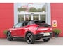 Alfa Romeo Junior 1.2 145PK AUTOMAAT Hybrid IBRIDA TI | PACK TECH LITE: (LED MATRIX KOPLAMPEN, DODEHOEK DETECTIE, ELEKTRISCH BEDIENBARE ACHTERKLEP, KEYLESS ENTRY, ACHTERUITRIJ CAMERA, PARKEERSENSOREN VOOR ACHTER EN ZIJKANT, DRAADLOZE TELEFOONLADER, LANE ASSIST, ADAPTIVE CRUISE CONTROL) | PACK TI: (ELEKTRISCH BEDIENBARE BESTUUDERSSTOEL, VERKEERSBORDEN WEERGAVE, GETINTE ACHTERRUITEN, SFEER VERLICHTING, GLANZEND ZWARTE BODYKIT, 10,25" TOUCHSCREEN, LEDEREN STUURWIEL, VERSTELBARE KOFFERVLOER OP 3 NIVEAUS) | 18" LICHTMETALEN VELGEN "FORI" | BRERA RED MET ZWART DAK | DRAADLOZE APPLE CARPLAY/ANDROID AUTO | NAVIGATIE | MASSAGE FUNCTIE OP DE BESTUURDERSSTOEL | STOEL VERWARMING |
