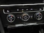 Volkswagen E-Golf E-DITION | Adaptive Cruise | Navigatie | Climate control | 16 Inch