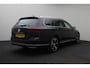 Volkswagen Passat Variant 1.4 TSI PHEV GTE Business 2020 | Dealer Onderhouden | Trekhaak Afneembaar | Carplay | Achteruitrij Camera | Elektrische Achterklep | Digitaal Dashboard | Adaptive Cruise | DAB Radio | 2 Sleutels
