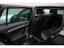 Volkswagen Passat Variant 1.4 TSI PHEV GTE Business 2020 | Dealer Onderhouden | Trekhaak Afneembaar | Carplay | Achteruitrij Camera | Elektrische Achterklep | Digitaal Dashboard | Adaptive Cruise | DAB Radio | 2 Sleutels