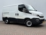 IVECO Daily 35S11V 2.3 300 H1 3-Zits Trekhaak Carplay Cruise Airco