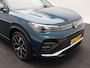 Volkswagen Tiguan 1.5 eTSi R-Line Business 150 Pk | Trekhaak | Carplay | Sportstoelen | Panoramadak | Stoel Verwarming | 20 Inch