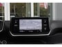 Peugeot 2008 1.2 100PK ALLURE PACK | AFNEEMBARE TREKHAAK | NAVIGATIE | STOEL VERWARMING | ALL SEASON BANDEN | DAB+ RADIO | APPLE CARPLAY/ANDROID AUTO | CLIMATE CONTROL | ADAPTIVE CRUISE CONTROL | GRIPP CONTROL | ACHTERUITRIJ CAMERA | KEYLESS ENTRY/START | LED KOPLAMPEN | LICHTMETALEN VELGEN 17" |