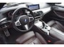 BMW 5-Serie Touring 520i High Executive Edition '19 LED Pano Clima Navi Cruise Inruil mogelijk