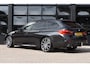 BMW 5-Serie Touring 520i High Executive Edition '19 LED Pano Clima Navi Cruise Inruil mogelijk