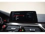 BMW M5 - Origineel zonder OPF! [ Bowers & Wilkins Head-up Night-vision Soft-close ]