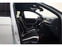 Volkswagen T-Roc 1.5 TSI 150pk Sport Executive [ Panorama LED Virtual Stoelverwarming ]