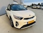 Kia Stonic 1.0 T-GDi MHEV DynamicPlusLine Trekhaak | NW geleverd & Onderhouden | Privacyglass | Keyless | 10-2020