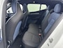 Volvo EX30 Single Motor Extended Range Ultra 69 kWh | 19" | Panoramadak | Elektr. verst. Stoelen | 3D Camera | Getint Glas | Harman Kardon | Adaptieve Cruise | BLIS | Warmtepomp